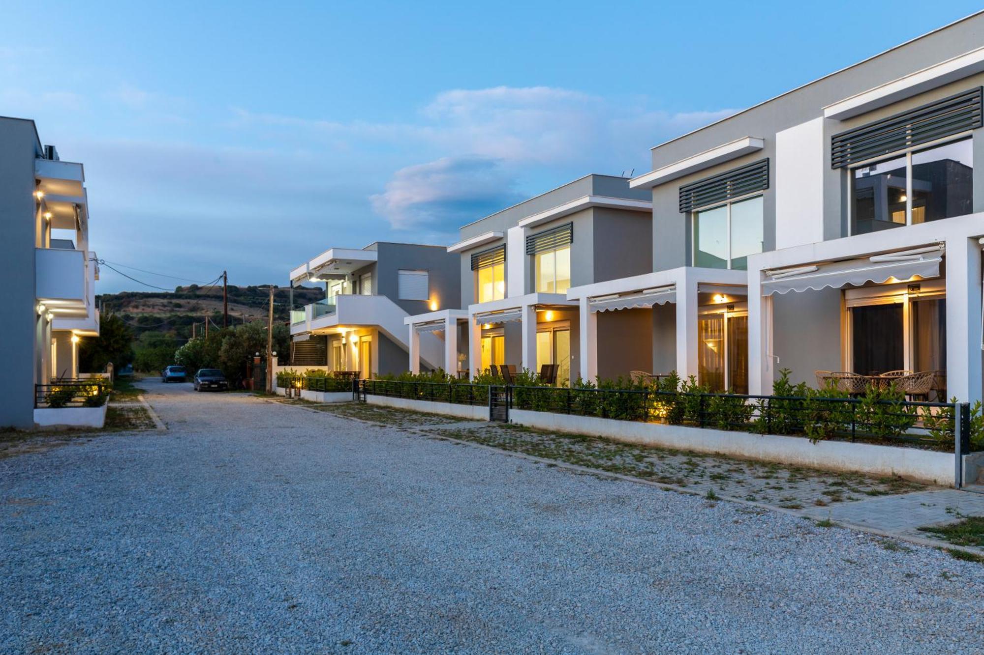 Apartment Roxani Residential Complex